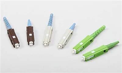 Múin do Chách Conas Nascóirí Tapa Fiber snáthoptaice a Úsáid