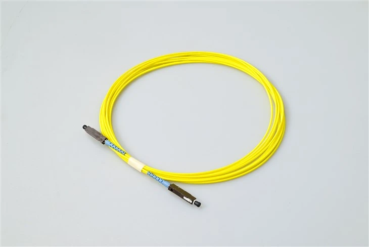Snáithín snáthoptaice Mu Patchcord SM SX BUÍ